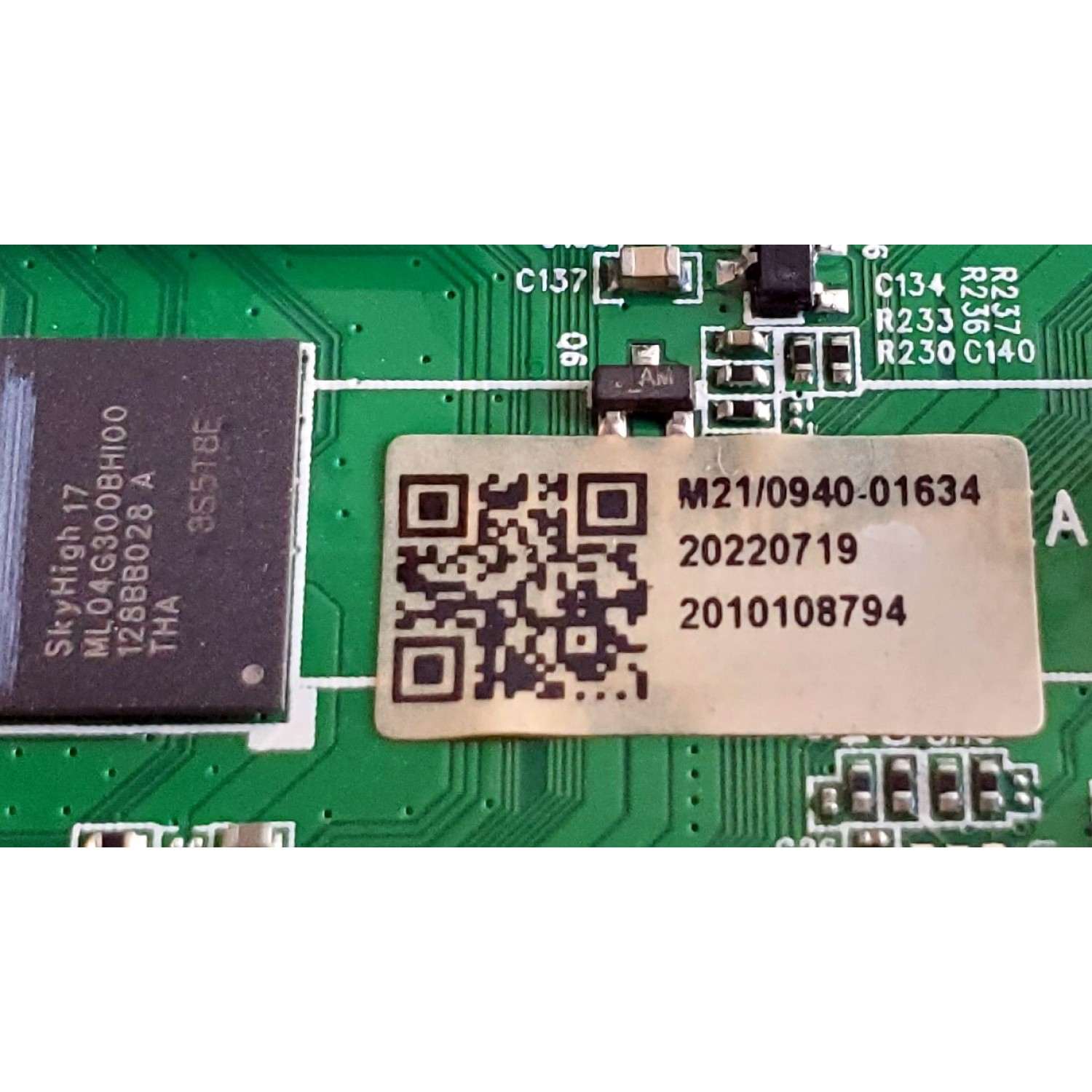 MAIN FUENTE COMBO ORIGINAL PARA TV ONN FHD ROKU TV / NUMERO DE PARTE 515C90111M21 / MT90111-ZC01-01 / 20220719 / 2010108794 / E022M610-C1 / PANEL V400HJ9-PE1 (C4) / DISPLAY V400HJ9-PE1 REV.C4 / MODELO 100097810 40" / 100058007 40" - Imagen 5