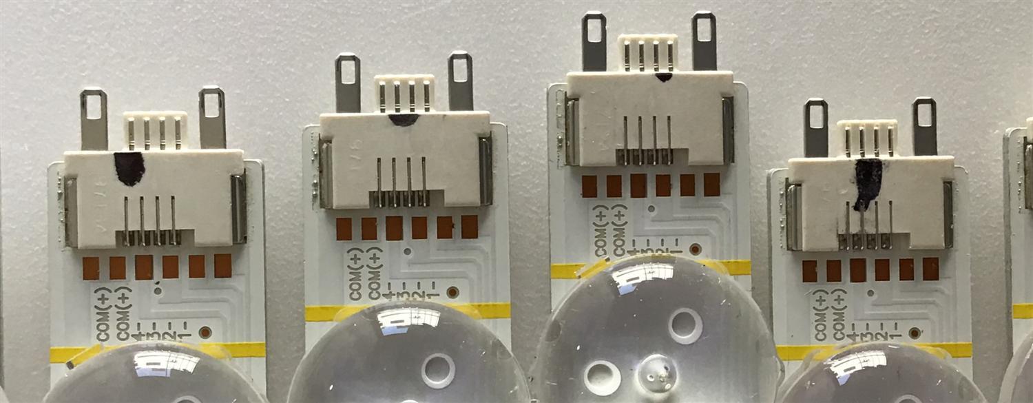 KIT DE LED'S PARA TV SAMSUNG QLED (24 PIEZAS) / NUMERO DE PARTE BN96-48090A / V9Q7-650SM0-R0 / 48090A / Q70-65S-12EA / LM41-00764A / PANEL'S CY-TR065FLLV3H / CY-TR065FLLVAH / DISPLAY LSF650FF12-P01 / MODELOS QN65Q70 / QN65Q7D / MAS MODELOS EN DESCRIPCIÓN - Imagen 2
