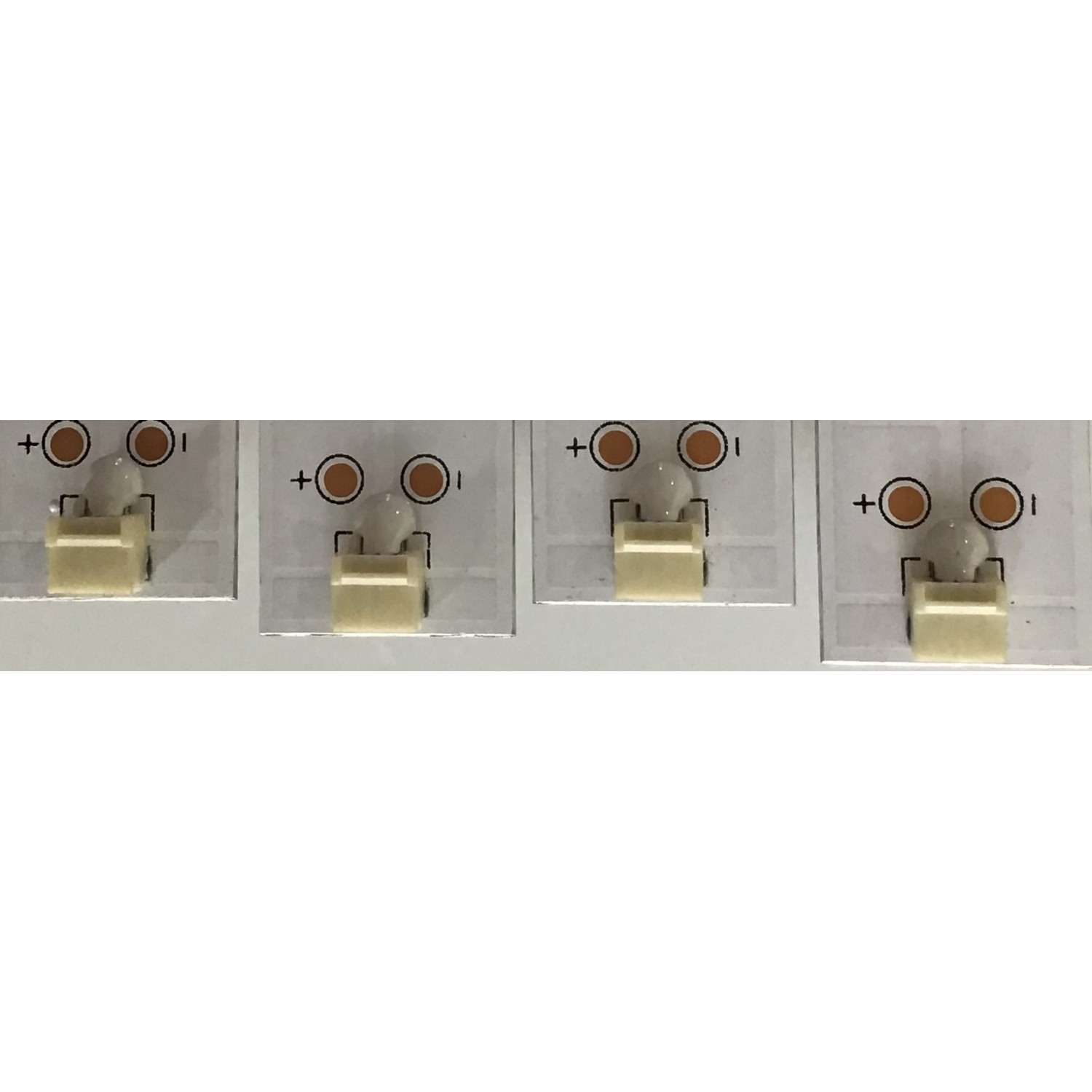 LEDS PARA TV TOSHIBA (4 PIEZAS) / 1T980000600 / RF-FU500007SE30-0901 A1 / 1E205E4 / PANEL U500DU01 TW107 REV:CD1.AA / MODELO 50LF711U20 - Imagen 3