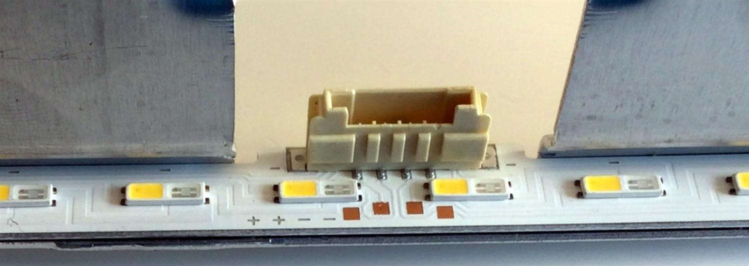 LED PARA TV SAMSUNG / NUMERO DE PARTE BN96-50381A / V0T6-430SM0-R0 / 50381A / BN61-15482A 006 / Y18 43'' NU7100F/NU7000F/NU5500F / PANEL CY-RT043HGAV2H / MODELOS QN43Q60 / QN43Q60TBFXZA  AB01 / QN43LS03TAFXZA  BA01 / QN43Q6DTAFXZA  AB01 / QN43LS01TAFXZA - Imagen 2