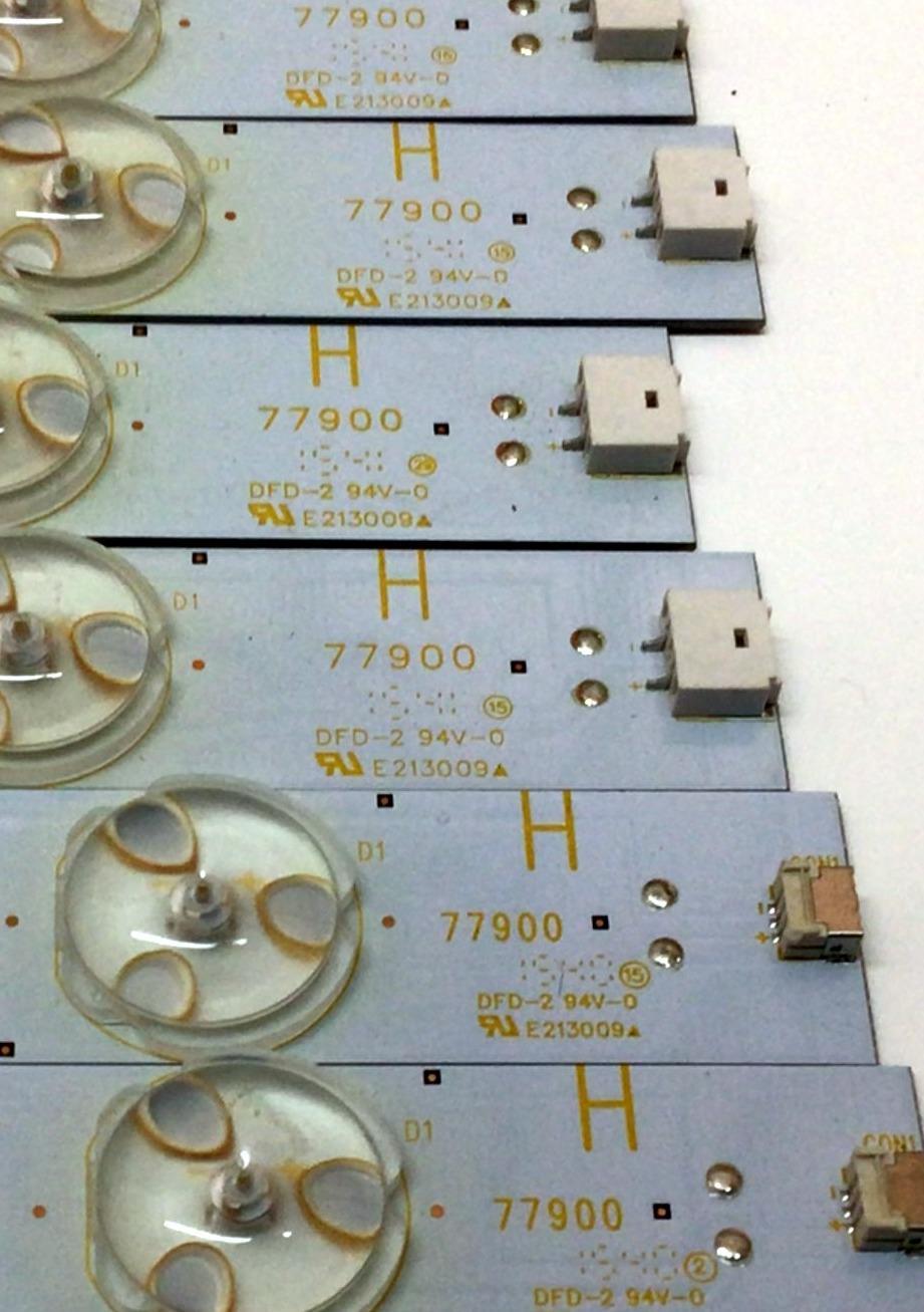 KIT DE LED´S PARA TV (12 PIEZAS) / NUMERO DE PARTE (L) 500TT63 / (R) 500TT64 / 500TT63 V0 / 500TT64 V0 / 50026001 / E213009A / PANEL TPT500J1-HVN07.U / MODELO E505 - Imagen 2