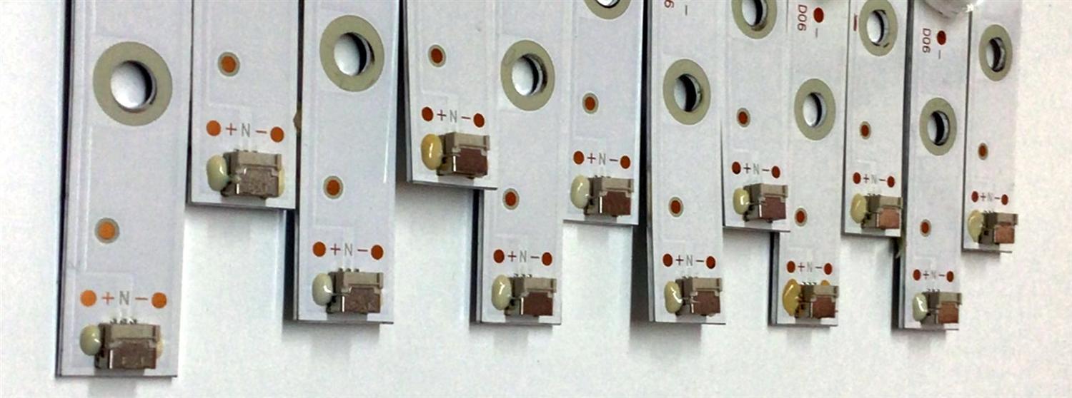 KIT DE LED'S PARA TV ONN (12 PIEZAS) / NUMERO DE PARTE M08-TP65030-0601N-4270A / 210BZ06D0B336BP01S / 00W1PXY4B0YY / 19095 / PANEL TPT650J1-QUBF90.K REV:9WP0B / MODELO ONA65UB19E07 - Imagen 4