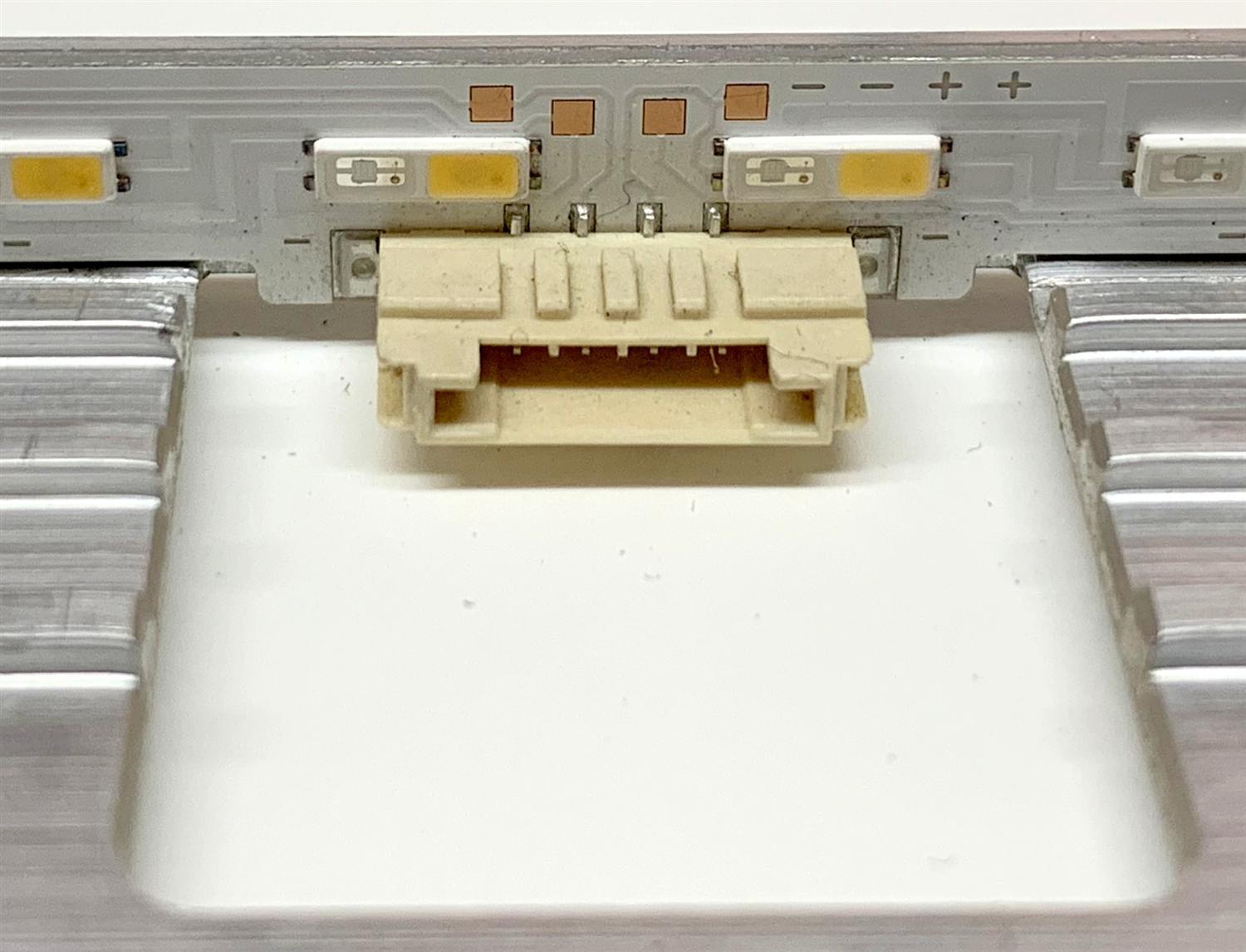 LED PARA TV SAMSUNG QLED / NUMERO DE PARTE BN96-50381A / V0T6-430SM0-R0 / 50381A / PANEL CY-RT043HGEV1H / MODELO QN43LS03 / QN43LS03TAFXZA / QN43LS03TAFXZA BA01 / ((MEDIDAS 93CM x 20CM)) - Imagen 2