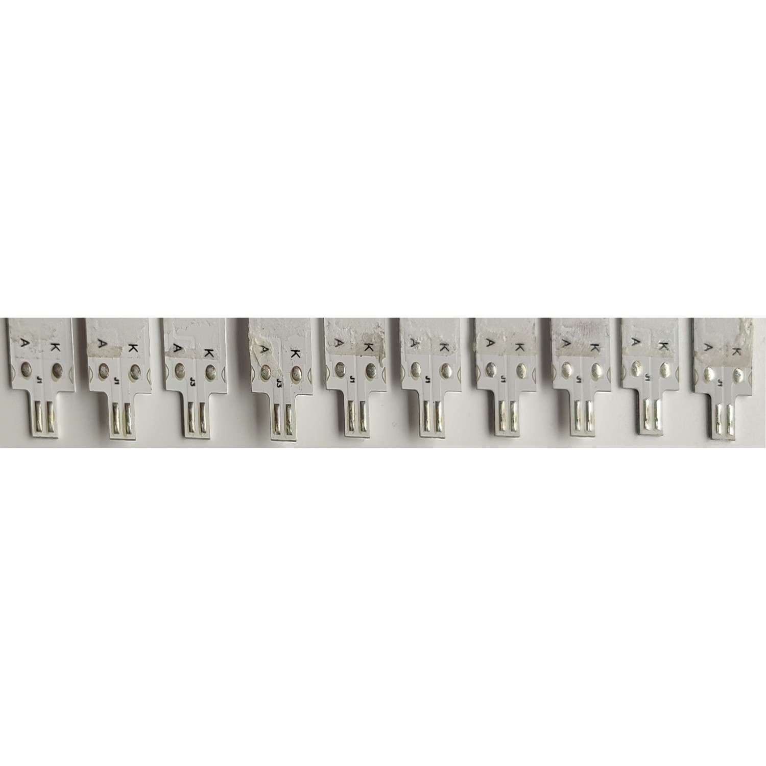 KIT DE LEDS PARA TV HITACHI (10 PZ) / NUMERO DE PARTE 30358006003 / 30358006004 / LED58D06B-ZC29AG-05 / LED58D06A-ZC29AG-05 / 1010264936 / 181206BC09 / MODELO 58C61 - Imagen 5