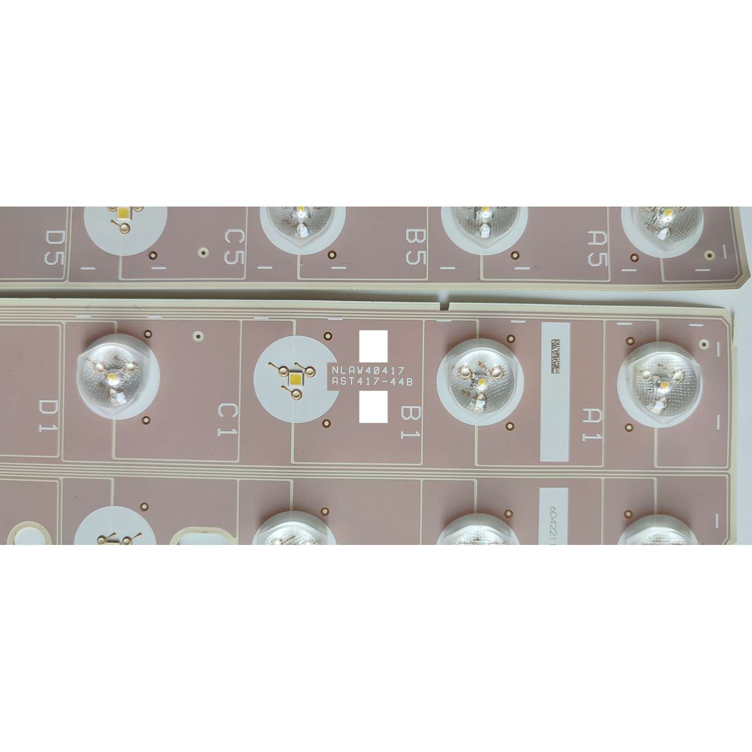 KIT DE LED'S PARA TV SONY (14 PIEZAS) / NUMERO DE PARTE NLAW40417 / AST417-44B / 60422117-3225 / PANEL YD6S650DNN01 / MODELOS XBR-65Z9D / XBR65Z9D - Imagen 2