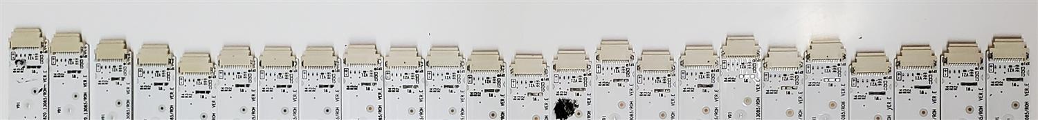 KIT DE LED'S PARA TV HISENSE ((24 PIEZAS)) / NUMERO DE PARTE RSAG7.820.13085/ROH / HD550H3U51-T0K1+2022122201+LB5509N / HD550H3U51-T0K1 / 2022122201 / LB5509N / 335275 / E519757 / MODELO 55'' / ((LED AZUL)) - Imagen 3