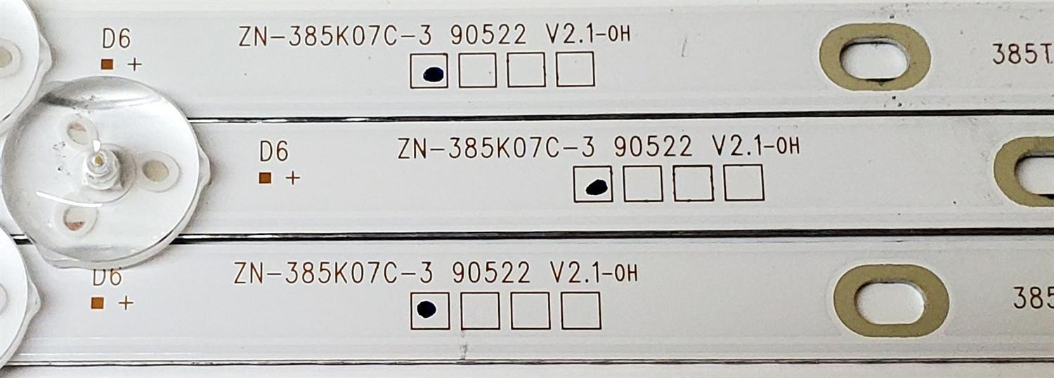 KIT DE LED'S PARA TV SEIKI ((3 PIEZAS)) / NUMERO DE PARTE ZN-385K07C-3 / C15000D3G1905117HPB66H / 58239008 / ZN-385K07C-3 90522 V2.1-0H / PANEL LC390TA1A / MODELOS SC-39HS950N / TE4019BP - Imagen 3