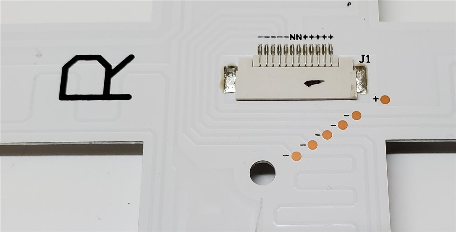 KIT DE LED'S PARA TV TCL ((8 PIEZAS)) / NUMERO DE PARTE 75S55-LD3030L-4X20YH-20211123 / 75S55-LD3030R-4X20YH-20211123 / B0101-000371 / B0101-000372 / 221104-12W94 / 828577 / 828596 / E496757 / DISPLAY ST7461D03-2 / MODELO 75S555 - Imagen 4