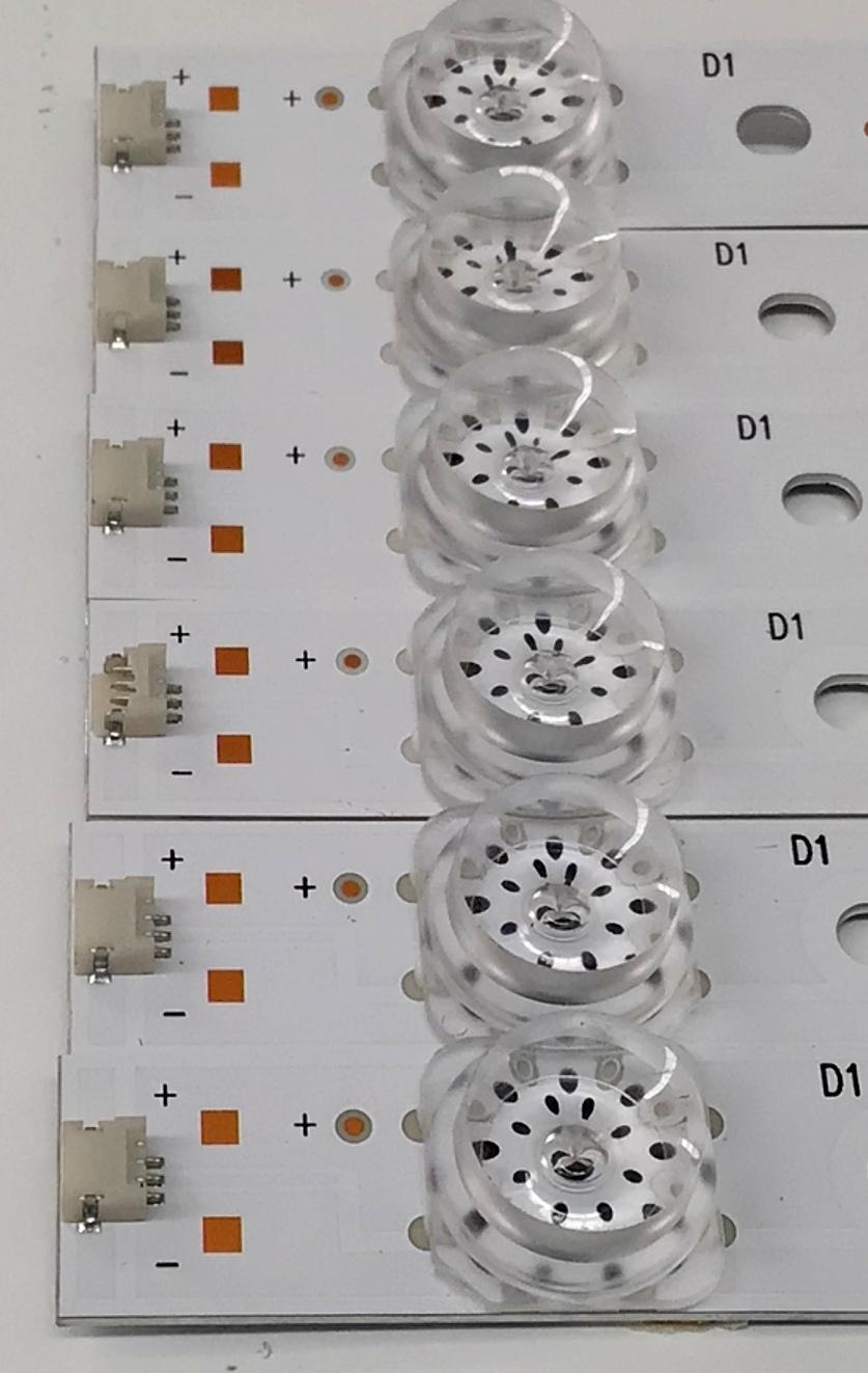 KIT DE LED'S PARA TV HISENSE ((6 PIEZAS)) / NUMERO DE PARTE CRH-BXK75H1U41C3030T0613354-REV1.2 / HD750H1U41-TAL4K1+2023050401+SVH750AH8 / HD750H1U41-TAL4K1 / 2023050401 / SVH750AH8 / 1312985 / PANEL HD750H1U72 / HV750QUB-F91 / MODELOS 75A6N / 75R6030K - Imagen 4