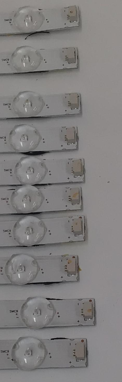 KIT DE LEDS PARA TV JVC ORIGINAL 10 PIEZAS / NUMERO DE PARTE 303TC700001 / TCL70D09-ZC62AG-03 / 4C-LB700T-ZC2 / TC700M03 / 21050BC09 / 2300016634 / PANEL LVU700PADX E0001 / DISPLAY CC700PV1D VER.01 / MODELO SI70UR / 70PFL5656/F8 - Imagen 2