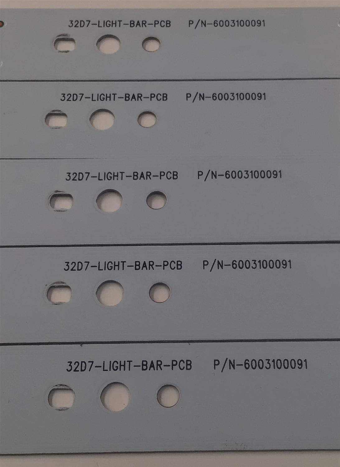 KIT DE LEDS PARA TV PROSCAN ORIGINAL 5 PIEZAS / NUMERO DE PARTE 6050020007 / 6003100091 / 32D7-LIGHT-BAR-PCB / E331369 / PANEL HK315WLEDM-BH28H / DISPLAY HV320WX2-201 / MODELO PLDED3273A-B - Imagen 3