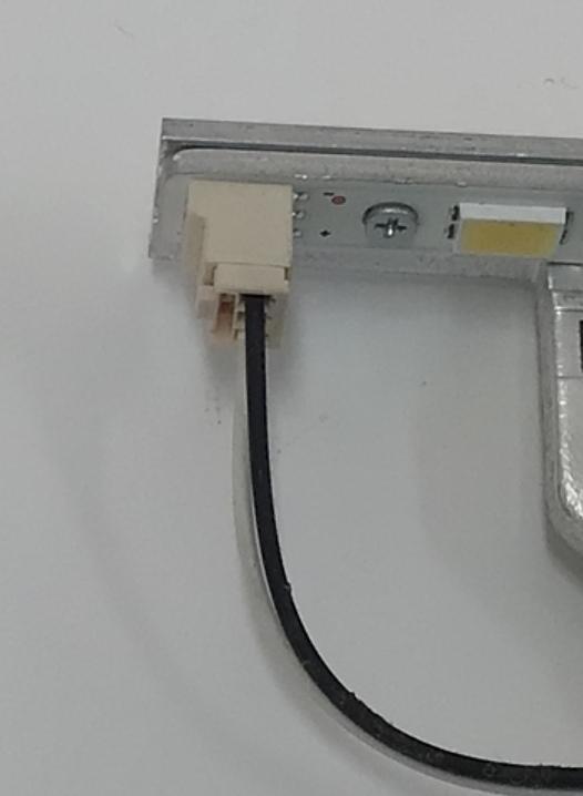 LED PARA TV SONY ORIGINAL 1 PIEZA / NUMERO DE PARTE STS400A42 / STS400A42_62LED_REV.1_110412 / LJ64-02826A / 40.0D.DOWN / PANEL LTY400HM08 / MODELO KDL-40EX520 / KDL-40EX525 - Imagen 2
