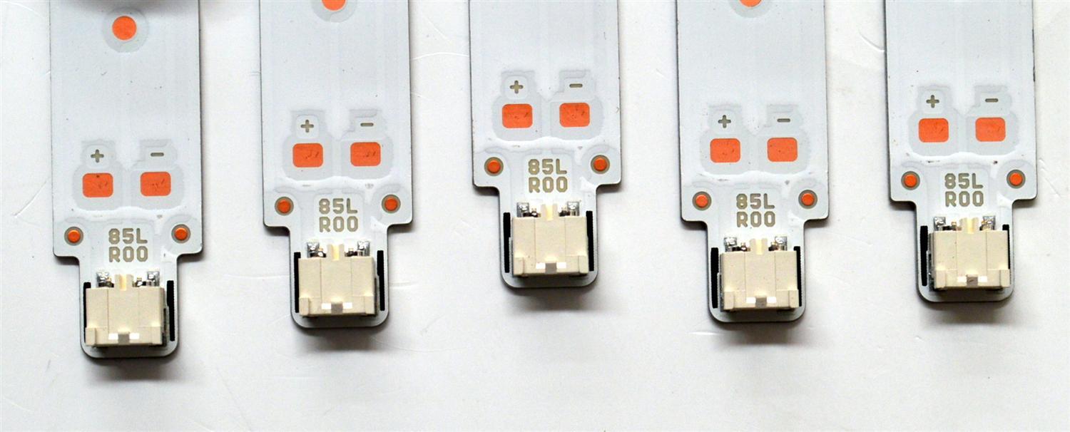 KIT DE LEDS ORIGINAL PARA TV SAMSUNG 15 PIEZAS / NUMERO DE PARTE BN96-58299A / BN96-58297A / BN96-58298A / 85MR00 / 85LR00 / 85RR00 / PANEL CY-BD085HGAV2H / DISPLAY T850QVN04.1 / MODELOS UN85DU7100FXZC / UN85DU7200BXZA / UN85DU7200DXZA / UN85DU7200FXZA  - Imagen 5