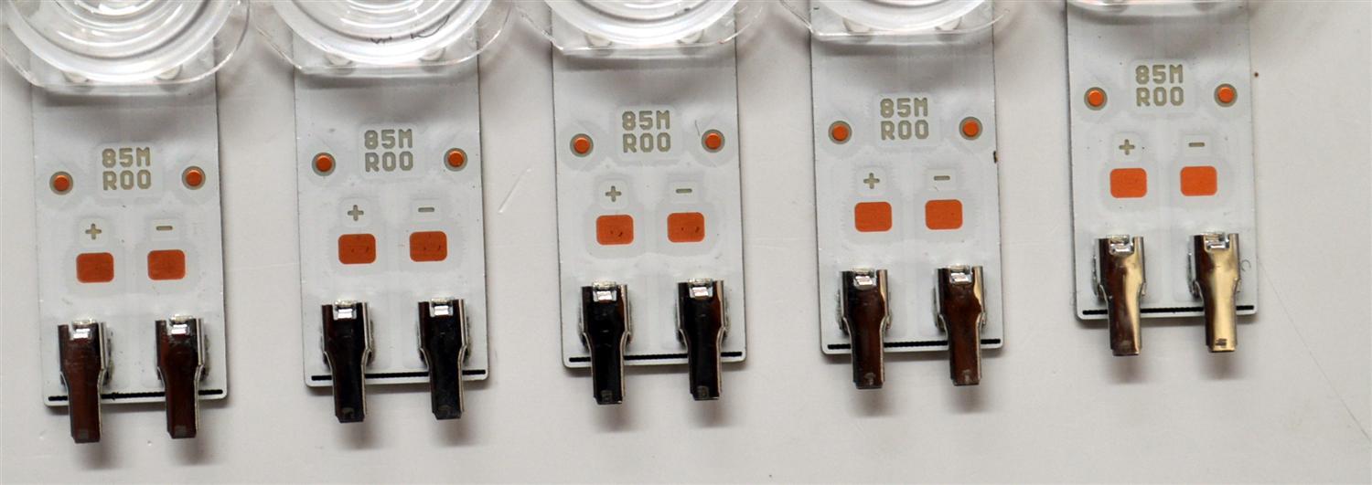 KIT DE LEDS ORIGINAL PARA TV SAMSUNG 15 PIEZAS / NUMERO DE PARTE BN96-58299A / BN96-58297A / BN96-58298A / 85MR00 / 85LR00 / 85RR00 / PANEL CY-BD085HGAV2H / DISPLAY T850QVN04.1 / MODELOS UN85DU7100FXZC / UN85DU7200BXZA / UN85DU7200DXZA / UN85DU7200FXZA  - Imagen 3