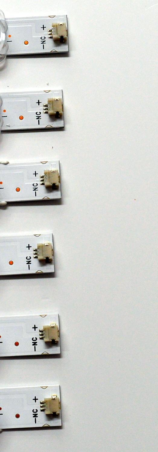 KIT DE LEDS ORIGINAL PARA TV VIZIO 6 PIEZAS / NUMERO DE PARTE 303HX650072CD / HFSX65D06-ZC42AG-19CD / B005P00107588A / 2300022684 / 70401-01866 / 240407AB04 / GC650M31 / PANEL BOEI650WQ1 / DISPLAY HV650QUB-F72 REV.1.0 / MODELO V4K65C-0804 LBSFU7LA - Imagen 2