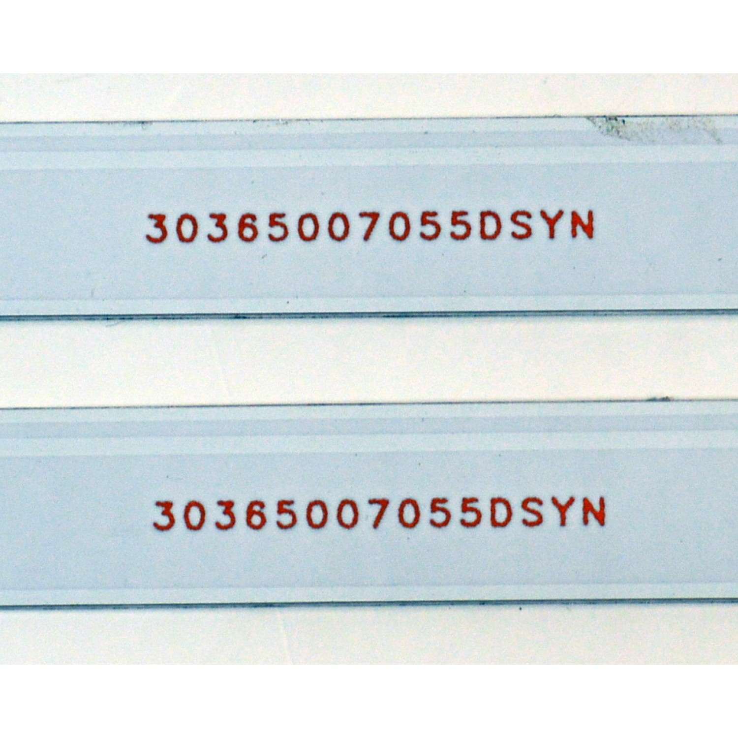KIT DE LEDS ORIGINAL PARA TV VIZIO 8 PIEZAS / NUMERO DE PARTE 30365007055DSYN / LED65D07-ZC62AG-12DSEZF / 250205BL03 / SLB65092YN / DISPLAY HV650QUB-F71 / MODELO V4K65M-0810 / V4K65M-0810 LMV1V1MA / V4K65M-0810 LMV1V1MB - Imagen 3