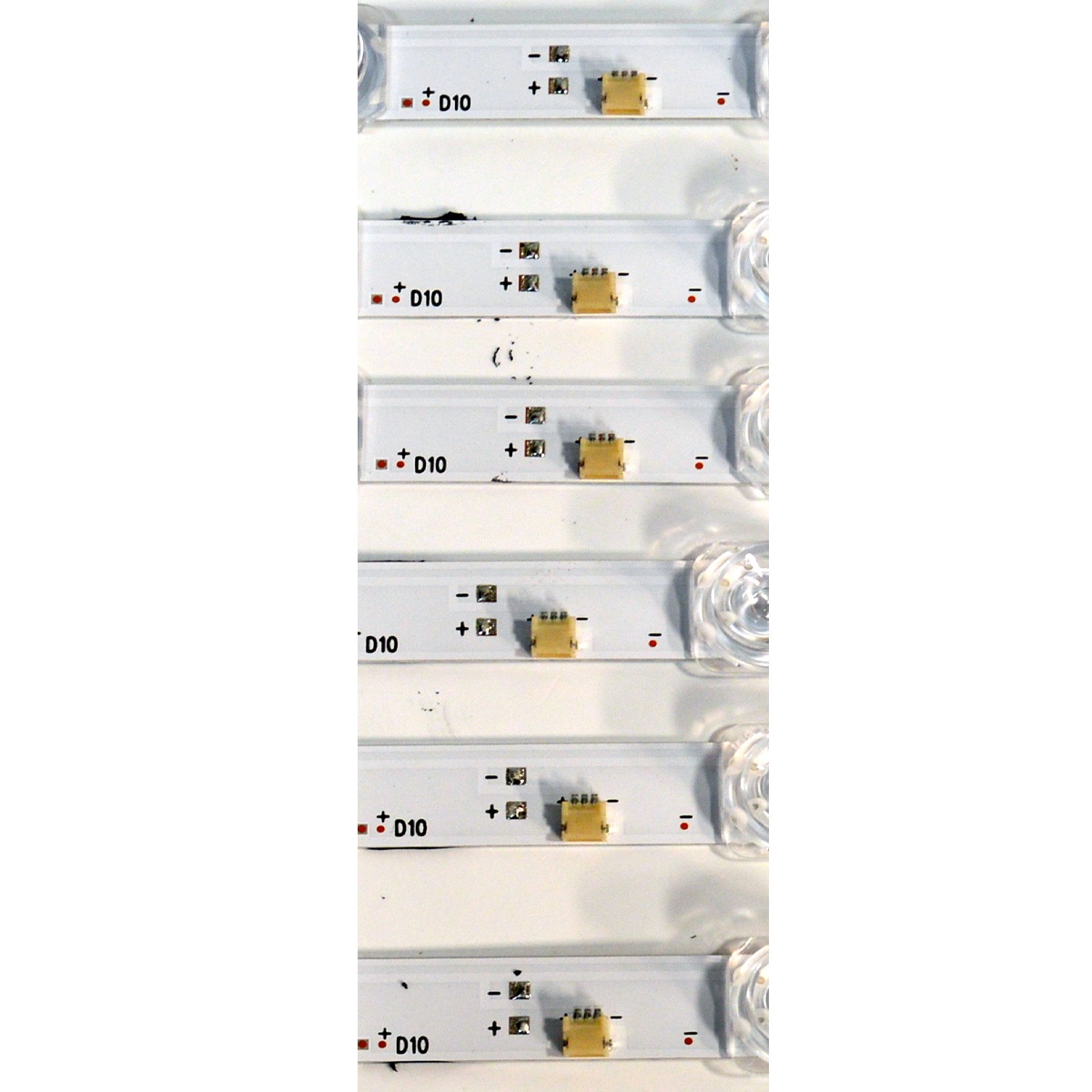 KIT DE LEDS ORIGINAL PARA TV HISENSE 6 PIEZAS / NUMERO DE PARTE LB650AC / LB650AC V0 / HD650K1U51-T0L5-2024112101 / 1412428S00 HE65 / PANEL HD650K1U51-T0L5B\ROH / DISPLAY T650QVN07.5 / MODELO 65QD65QV / 65QD65QV 65Q60QUV - Imagen 2