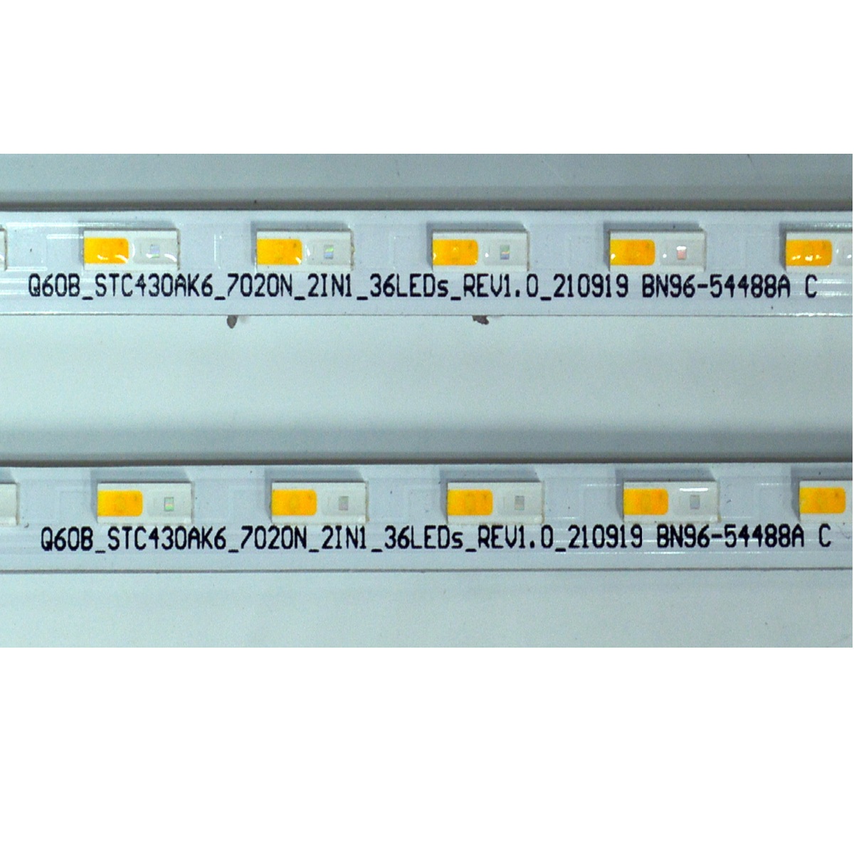 KIT DE LEDS ORIGINAL PARA TV SAMSUNG 2 PIEZAS / NUMERO DE PARTE BN96-54488A / STC430AK6 / Q60B_STC430AK6_7020N_2IN1_36LEDS_REV1.0_210919 / 54488A / PANEL CY-QD043HHAV2H / DISPLAY T430QVN03.X / BN96-59632A / MODELO QN43LS03FADXZA / QN43LS03FADXZA AA01 - Imagen 2