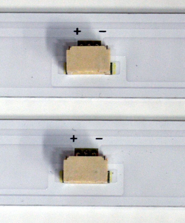 KIT DE LEDS ORIGINAL NUEVOS PARA TV / 2 PIEZAS / NUMERO DE PARTE TCL65D08A / TCL65D09B / TCL65D08A-ZC42AG-09DH / TCL65D09B-ZC42AG-09DH / 303TC650088DH / 303TC650087DH / 4L-ZX065T-ZC061C / 4L-ZX065T-ZC062C / TC650MC8 / TC650MC7 / 2300024336 / 250811BD05 / MODELO 65" - Imagen 2