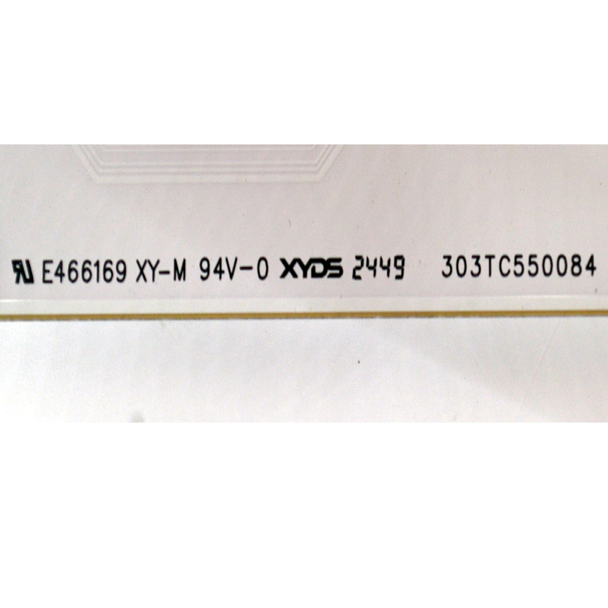 KIT DE LEDS ORIGINAL NUEVOS PARA TV / NUMERO DE PARTE TCL55N64-ZC31AG-05 / 303TC550084 / 4L-ZX055T-ZC026C / TC550MB5 / 230003529 / 250102BD05 / MODELO 55" - Imagen 3