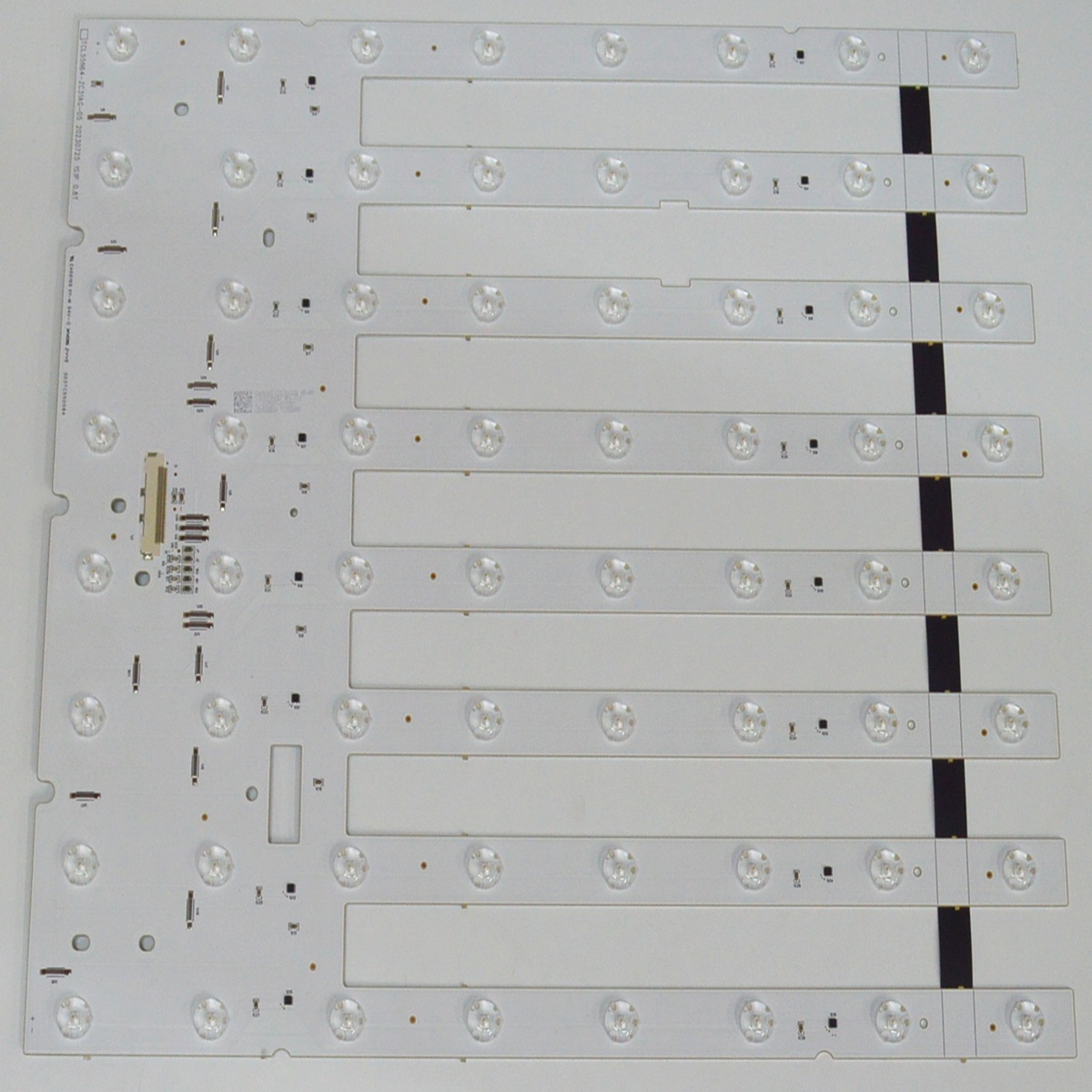 KIT DE LEDS ORIGINAL NUEVOS PARA TV / NUMERO DE PARTE TCL55N64-ZC31AG-05 / 303TC550084 / 4L-ZX055T-ZC026C / TC550MB5 / 230003529 / 250102BD05 / MODELO 55" - Imagen 5