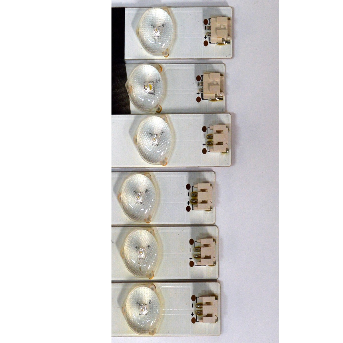 KIT DE LEDS ORIGINAL PARA TV SHARP 6 PIEZAS / NUMERO DE PARTE IC-D-VZAA48D427 / IC-D-VZAA48D427A / IC-D-VZAA48D427B / IC-D-VZAA48D427C / 098101022107 / 098101022108 / 098101022109 / PANEL LSC480HN05-B01 / MODELO LC-48LE653U - Imagen 2