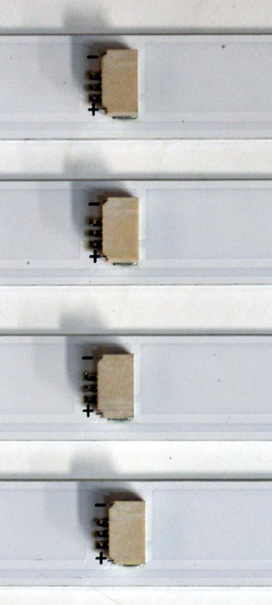 KIT DE LEDS ORIGINAL NUEVOS PARA TV 4 PIEZAS / NUMERO DE PARTE 55HR332M11N02 / 55HR332M11N02 V0 / 55D6200UD  11X4 -E09 / 4L-ZX055T-HR034C / LJ7A08R0D / MODELO 55" - Imagen 2