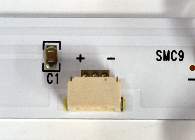 KIT DE LEDS ORIGINAL NUEVOS PARA TV / NUMERO DE PARTE 303TC650089DH / TCL65D13-ZC42AG-07DH / 4L-ZX065T-ZC054X / 2300024522 / 250818AC02 / TC650MB4 / MODELO 65" - Imagen 3