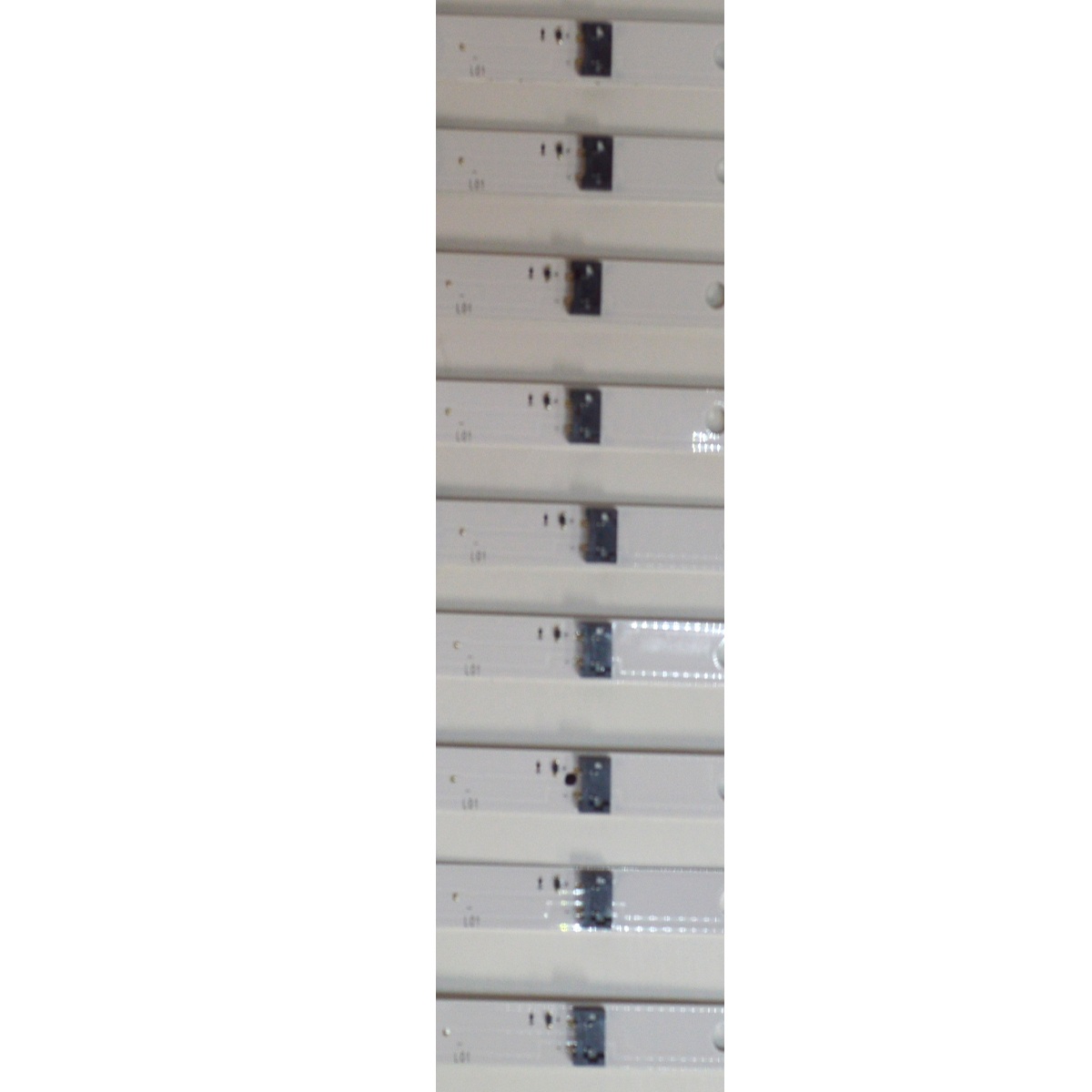 KIT DE LEDS ORIGINAL PARA TV LG 9 PIEZAS / NUMERO DE PARTE EAV30054101 / HL-99750CSP1313-0801S-01 / HONGLI_Y25_SLIM TRIDENT_75UA75_BOE / BOE 750085 / PANEL NC750TQG-ABPH3 / DISPLAY HV750QUB-F9F / MODELO 75UA7100AUB / 75UA7100AUB.BUSFLKR - Imagen 2