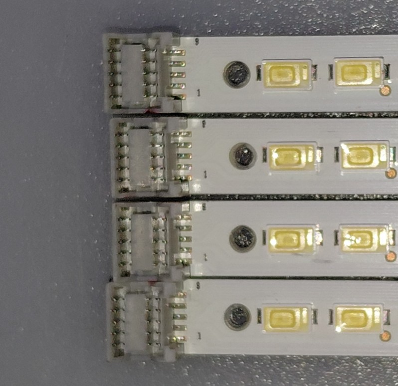 KIT DE LED ORIGINAL PARA TV SAMSUNG 4 TIRAS / NUMERO DE PARTE  2010SVS55 120 / PANEL LTF550HJ03-A02 / MODELOS UN55C5000QFXZA // UN55C6300SFXZA // UN55C6400RFXZA // UN55C6500VFXZA // LH55LBSLBC/ZA SP01 // LH55LBPLBC/ZA SP01 // LH55LBTLBC/ZA SP01 - Imagen 3