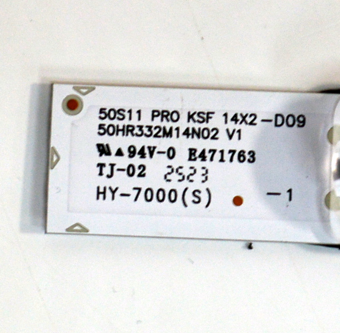 KIT DE LEDS ORIGINAL PARA TV TCL 2 PIEZAS / NUMERO DE PARTE 50HR332M14N02 / 50HR332M14N02 V1 / 50S11 PRO KSF 14X2-D09 / HY-7000 (S) / LL2A07-2U1C / N0101-000903-C00 / PANEL LVF500NDAL / DISPLAY PT500CT02-2 VER.1.0 / MODELO 50Q3K - Imagen 4