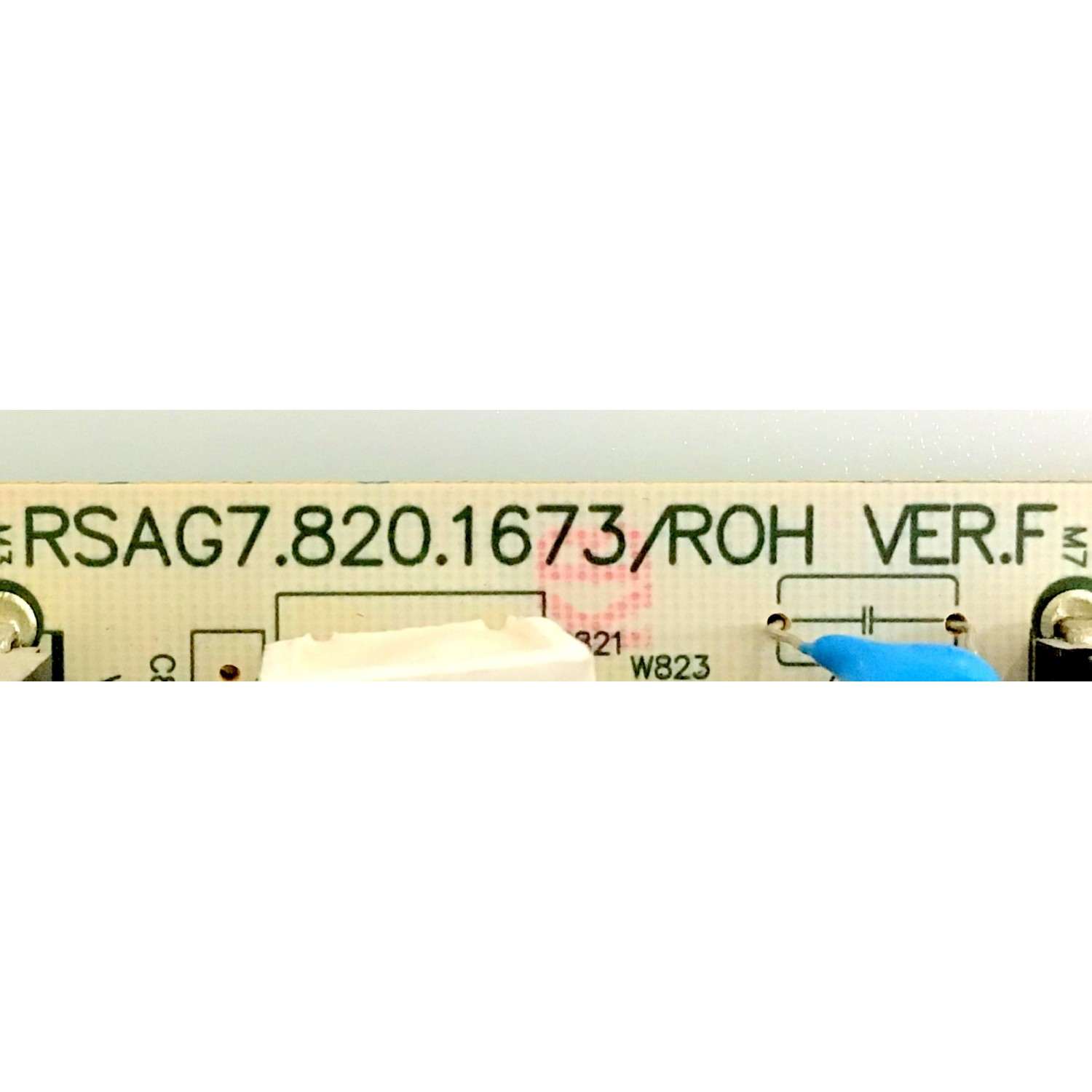 FUENTE DE PODER HITACHI  / 154214 / RSAG7.820.1673/R0H / 154216  / PANEL LTA400HM09-S03 / MODELO L40C205 - Imagen 3