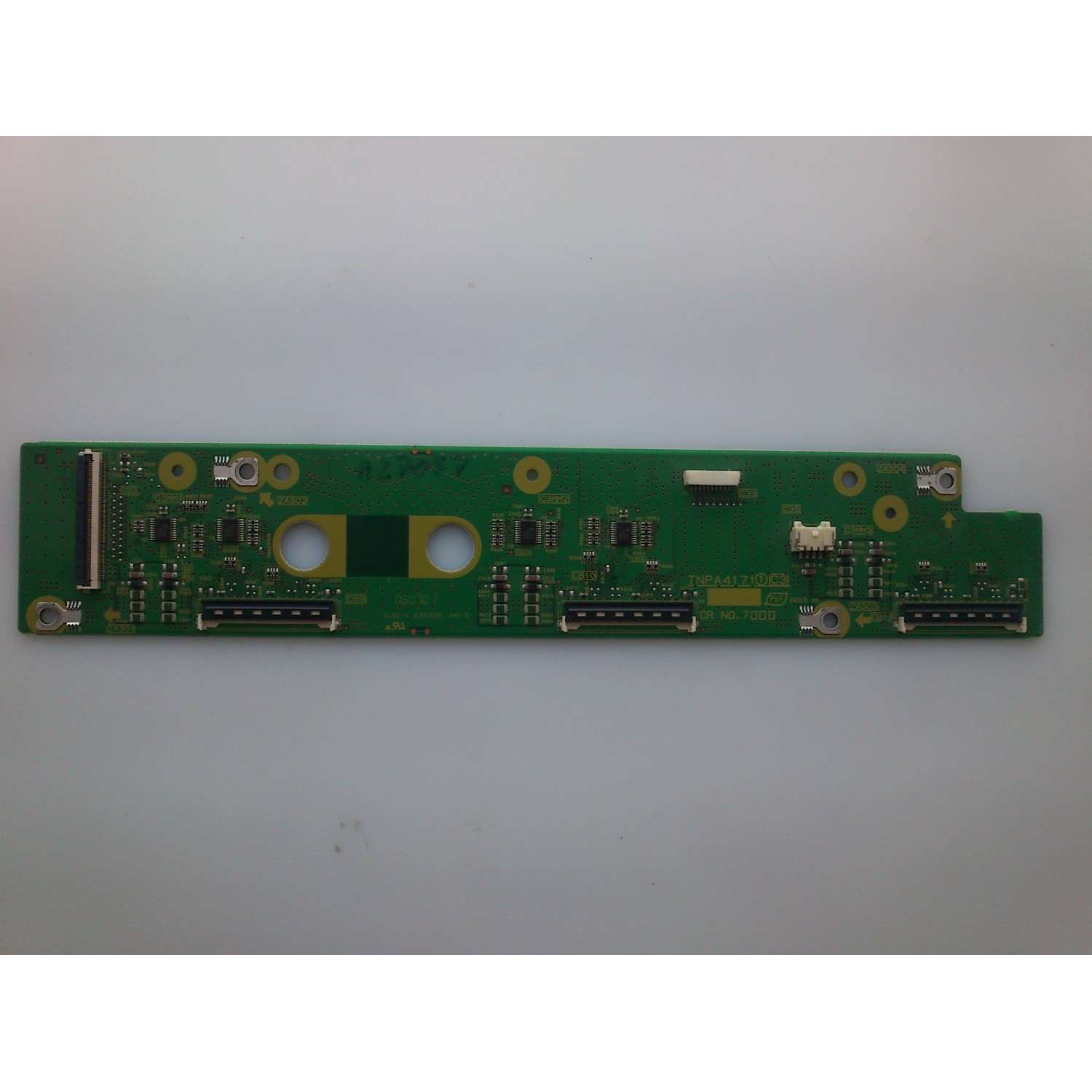 BUFFER C3 / PANASONIC TNPA4171 MODELO TH-50PX75U
