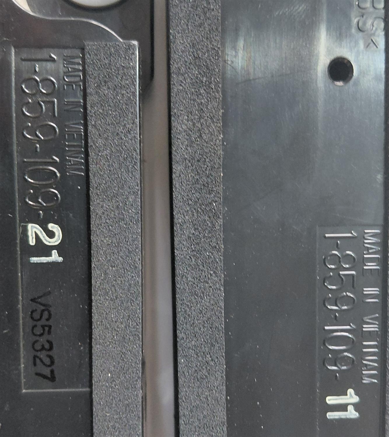 BOCINAS PARA TV SONY / NUMERO DE PARTE PARTE 1-859-108-51 1-859-108-61 1-859-109-21 1-859-109-11 / MODELO XBR-75X850D - Imagen 2
