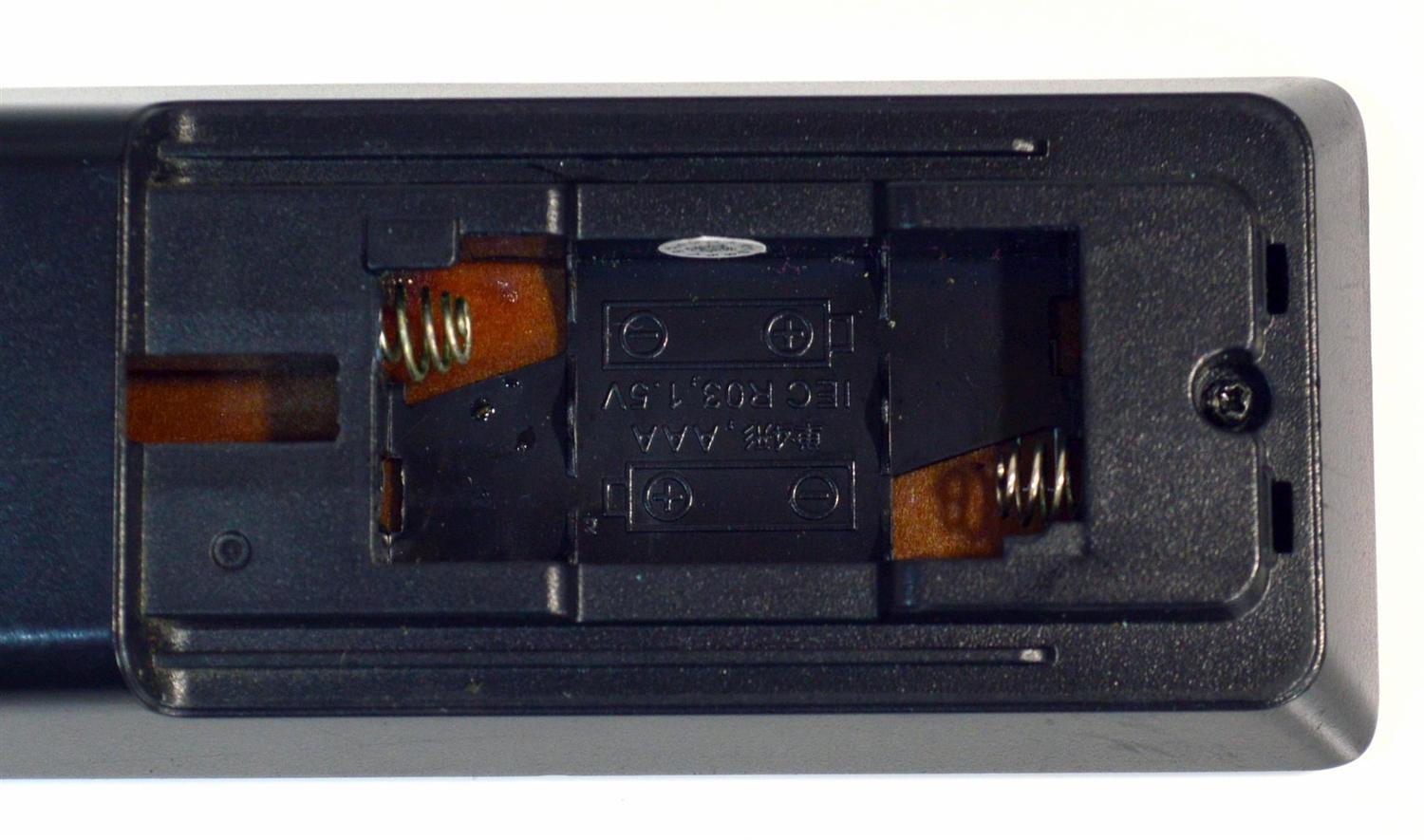CONTROL REMOTO ORIGINAL PARA TV HITACHI / NUMERO DE PARTE JKT-91 /  RC43141 / RC43140 / 85125633 / COMPATIBLE CON SMART TV / ROKU TV / LED / LCD / MODELO LE55A6R9 / 50HL7000U / LE50A3 / LE50A6R9 / LE49A509 / LE43A6R9 / LE43A509 / 43HK25T74U / LE32E6R9 - Imagen 4