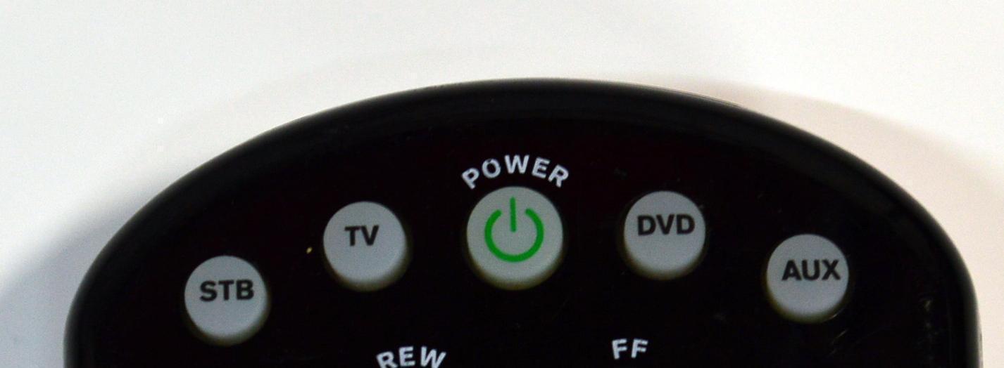 CONTROL REMOTO ORIGINAL FRONTIER PARA CONTROLAR HASTA 4 DISPOSITIVOS DIFERENTES COMO DECODIFICADORES / TELEVISORES / REPRODUCTORES DVD/BLU-RAY / RECEPTORES DE AUDIO / NUMERO DE PARTE MXV4 IR / URC-6250BC0-0011-R / 587429-012-00 / MXV4 / TSTW2TZ - Imagen 6