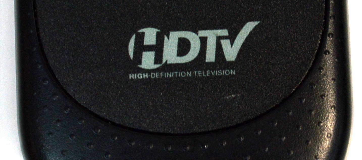 CONTROL REMOTO ORIGINAL NUEVO EMERSON PARA TELEVISORES DE HDTV / NUMERO DE PARTE NF601UD / NF604UD / COMPATIBLE CON VARIAS MARCAS Y  MODELOS / CUENTA CON BOTONES DEDICADOS PARA FUNCIONES DE TV / DTV /  MODELO LC200EM8 / LC155SC8 / LC195EM9 / ELC320M9 - Imagen 2