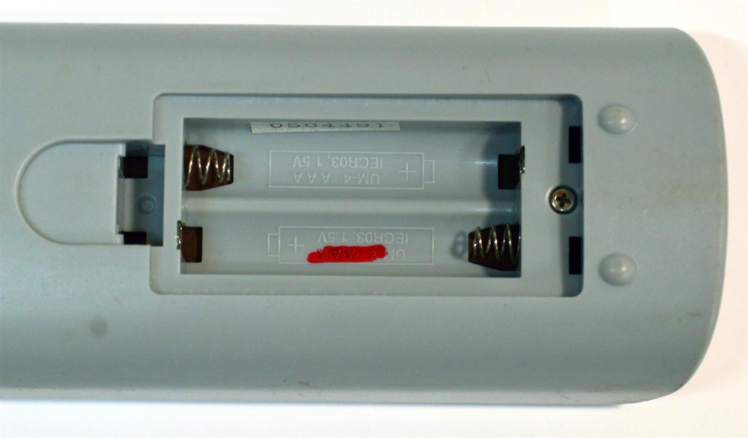 CONTROL REMOTO ORIGINAL TOSHIBA PARA USARSE  CON TELEVISORES Y COMBOS DE TV/VCR ESPECIFICOS DE TOSHIBA / NUMERO DE PARTE VC-SB1 / 076D0KF010 / P4142-1 / MODELO MV13Q41 / MV20Q41 - Imagen 4