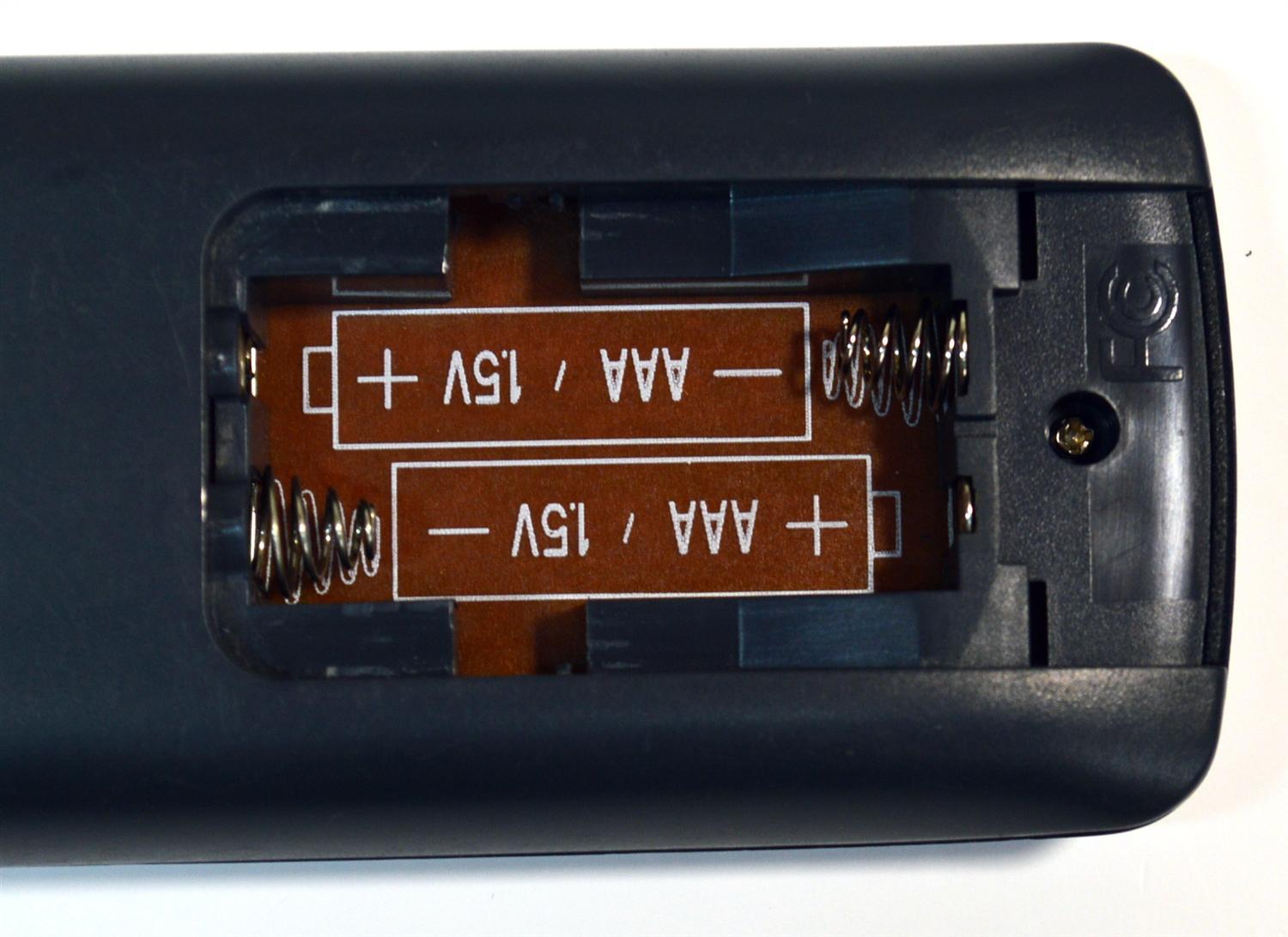 CONTROL REMOTO ORIGINAL VIZIO PERMITE CONTROLAR MULTIPLES DISPOSITIVOS COMO TELEVISORES / REPRODUCTORES DVD/BLU-RAY / DECODIFICADORES CABLE/SATELITE / SISTEMAS DE CINE EN CASA / NUMERO DE PARTE XRU110 / 0980-0306-0990 - Imagen 2