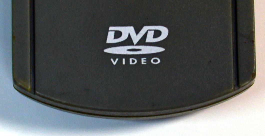 CONTROL REMOTO ORIGINAL PARA TV/DVD VENTURER / AUDIOVOX /FUNCIONA CON SISTEMAS DE CINE EN CASA/ COMPATIBLE CON VARIAS MARCAS Y MODELOS / NUMERO DE PARTE HTS-1000 /MODELO STS-20S / STS-82 / STS91 / STS75E /ST776B /STS1188 / STS-35M / STB776G1 / PVS1260SNV - Imagen 3