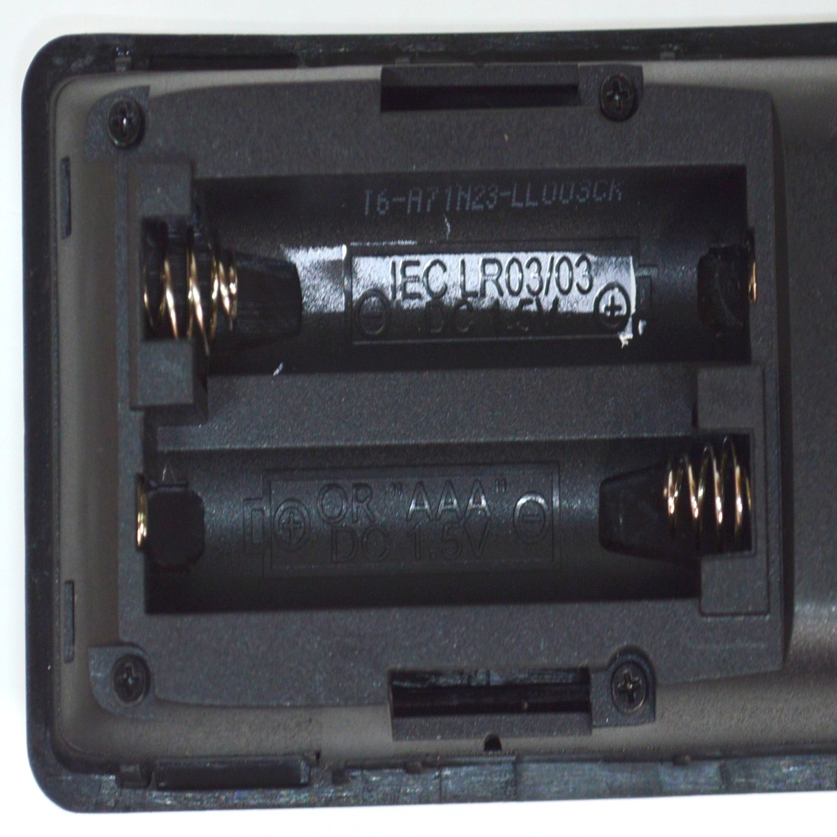 CONTROL REMOTO ORIGINAL NUEVO PARA TV OLIMPO / CON COMANDO DE VOZ / NUMERO DE PARTE T6-A71N23-LL003CK / AN2301-C2-01 / 06-B86N23-LX001 / YB06B86N23LX001 / IDE978316C-01155 - Imagen 3