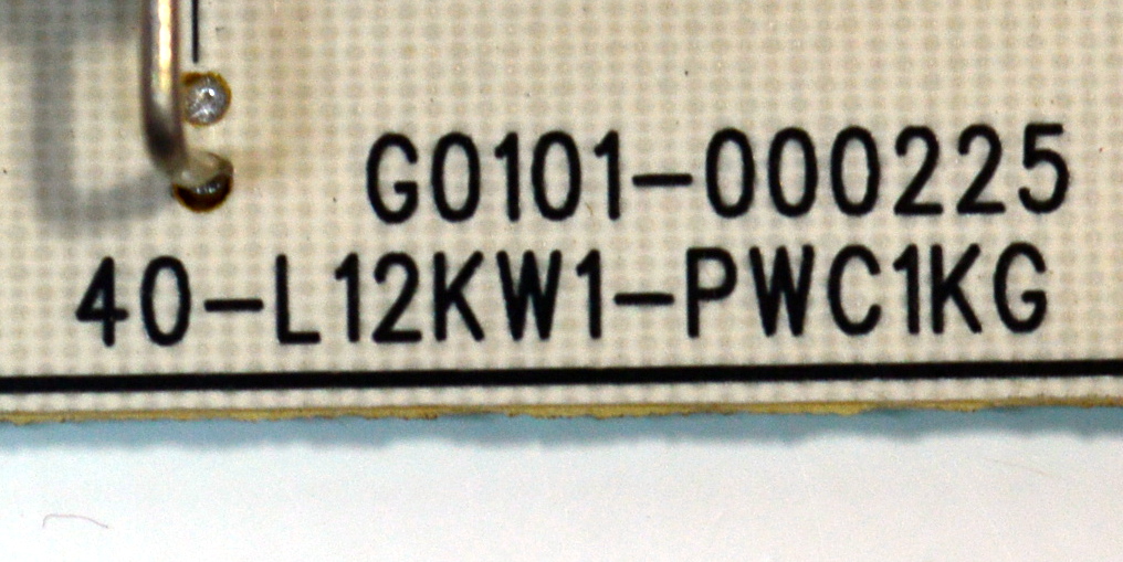 FUENTE DE PODER ORIGINAL PARA TV TCL / NUMERO DE PARTE G0504-000406 / G0101-000225 / 40-L12KW1-PWC1KG / 20401614 / G0504-000406-Z00 / PANEL LVU550NDAL / DISPLAY ST5461D12-4 VER.2.3 / MODELO 55Q5K - Imagen 2