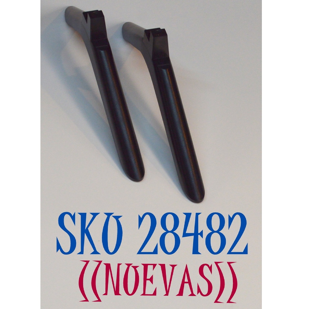 KIT DE BASES ORIGINAL NUEVAS PARA TV DAEWOO 2 PIEZAS / NUMERO DE PARTE 320T1 / MODELO DAW32H