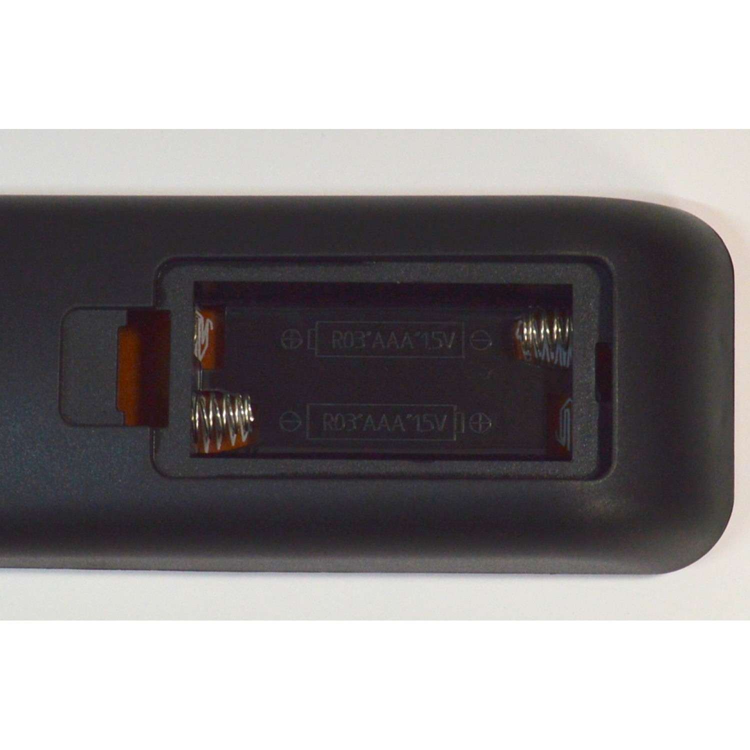 CONTROL REMOTO ORIGINAL NUEVO PARA TV HISENSE / NUMERO DE PARTE EN-31201A / MODELO F55V89C / F46V89C / F42K20E / LHD32V66AUS / LHDN32V66AUS / F24V77C / F24V86C / LTD24V86US - Imagen 3