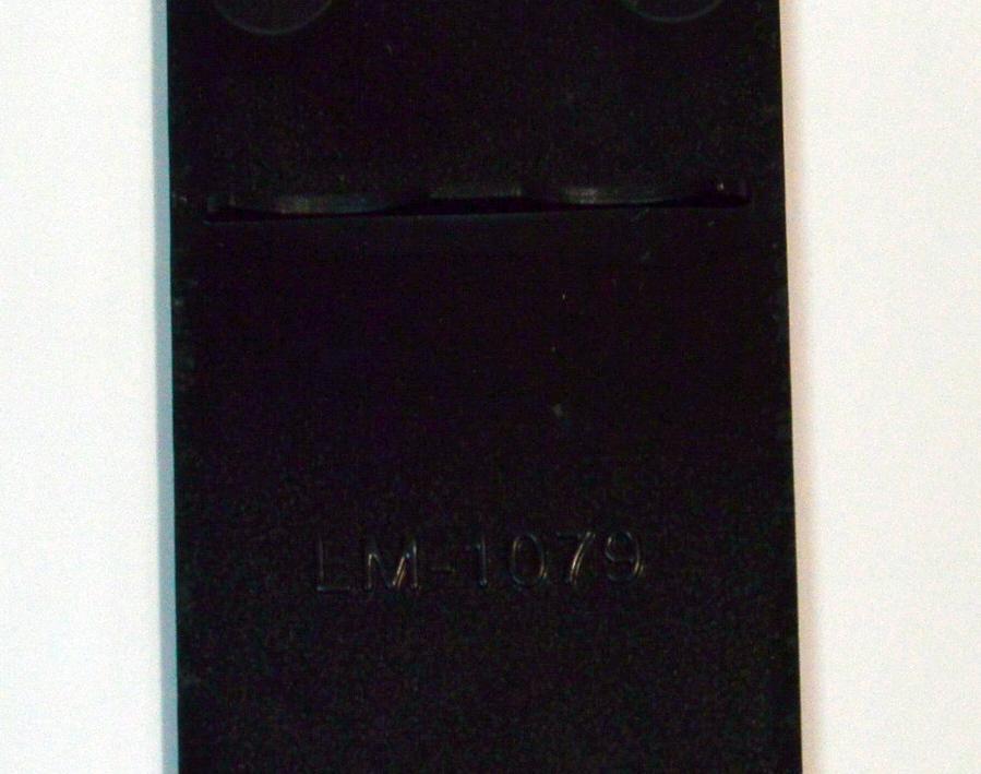 CONTROL REMOTO PARA OPERAR MULTIPLES DISPOSITIVOS DE ENTRENIMIENTO COMO TV / DVD / DVR / CABLE / SAT / AUX / ES COMPATIBLE CON UNA VARIEDAD DE MARCAS Y MODELOS / NUMERO DE PARTE LM-1079 - Imagen 3