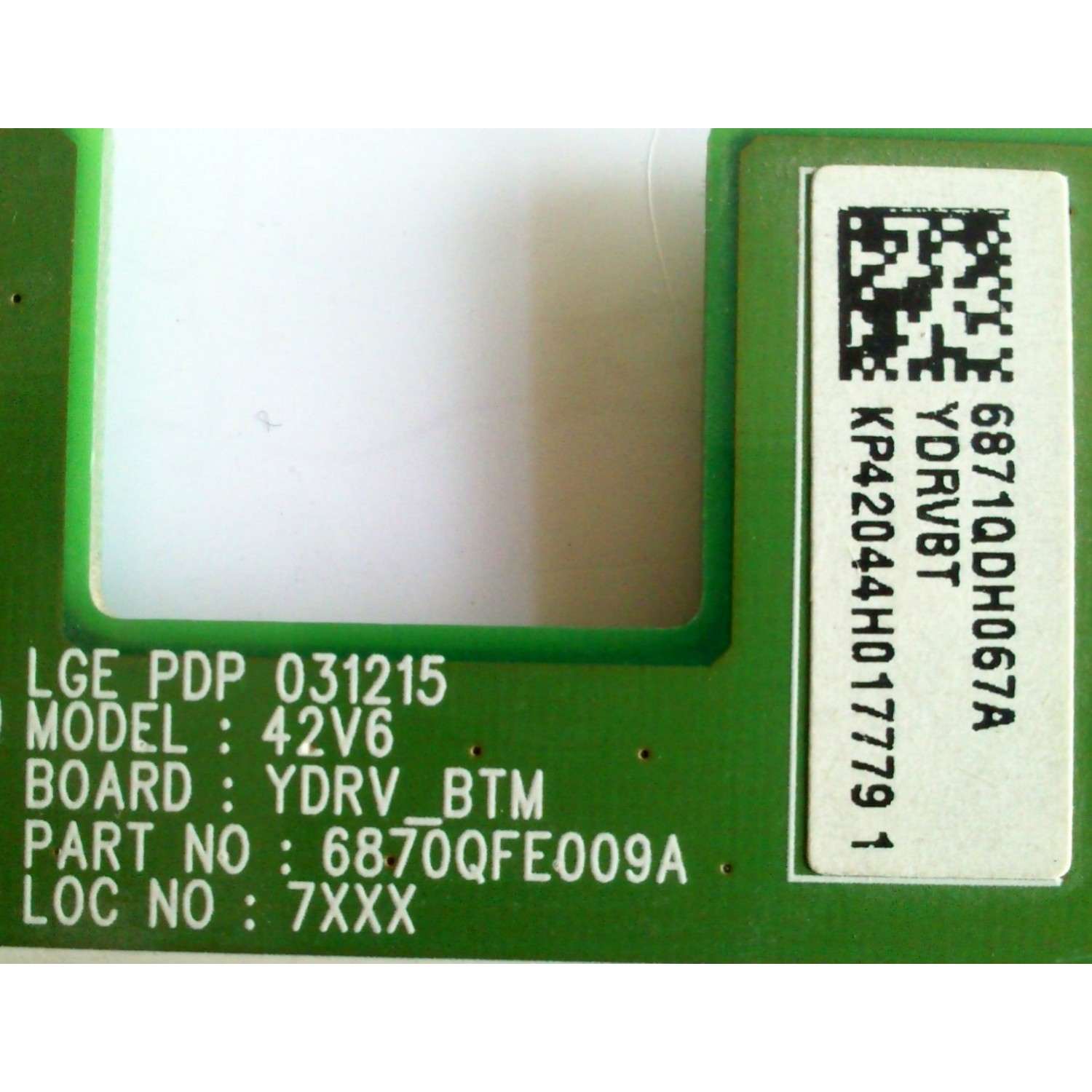 BUFFER YDRVBT / HITACHI 6871QDH067A / 6870QFE009A / MODELO 42EDT41	 - Imagen 2