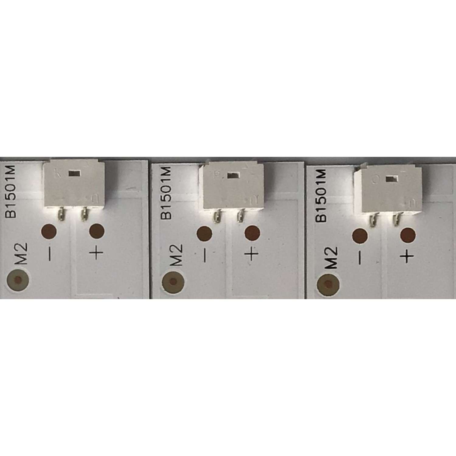 KIT DE LEDS PARA TV TCL ORIGINAL 12 PIEZAS / NUMERO DE PARTE 3P55DY005 / 3P55DY006 / 3P55DY005-A1 / 3P55DY006-A1 / 3P55DY005 HRBQ7 / 3P55DY006 HRBQ7 / PANEL LVU550SSDE / MODELO 55US5800 - Imagen 3