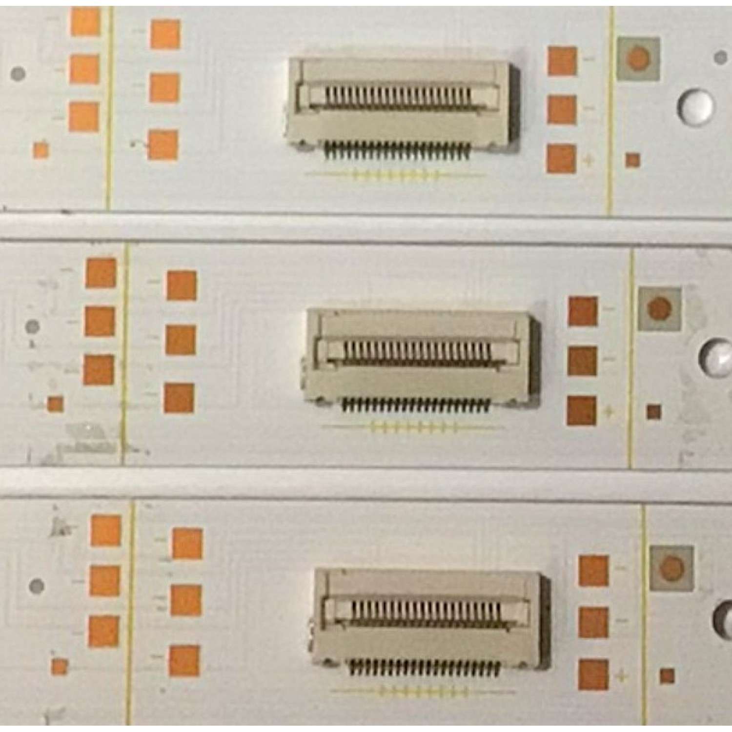 KIT DE LEDS PARA TV HISENSE ORIGINAL 9 PIEZAS / NUMERO DE PARTE SH55D16-ZC42AG-31 / 303SH550052 / 1248961 / JHD550X3U52-T1L7 / 2020082804 / L2_E5_CDM_S2(8)_V0.8D.10_UBW_8 / PANEL JHD550X3U52-T1L7\S0\FJ\GM\ROH / DISPLAY T550QVN10.2 / MODELOS 55U7G / 55U7H - Imagen 4