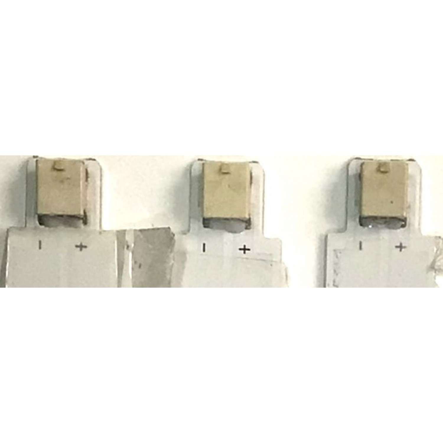 KIT DE LEDS PARA TV SAMSUNG ORIGINAL 3 PIEZAS / NUMERO DE PARTE CRH-P50S63030031202J / CRH-P50S63030031202J-REV1.2 / 75.2MM02G001 / 55150X / 226009 / MODELO UN50TU8000 / UN50TU8000FXZA - Imagen 4