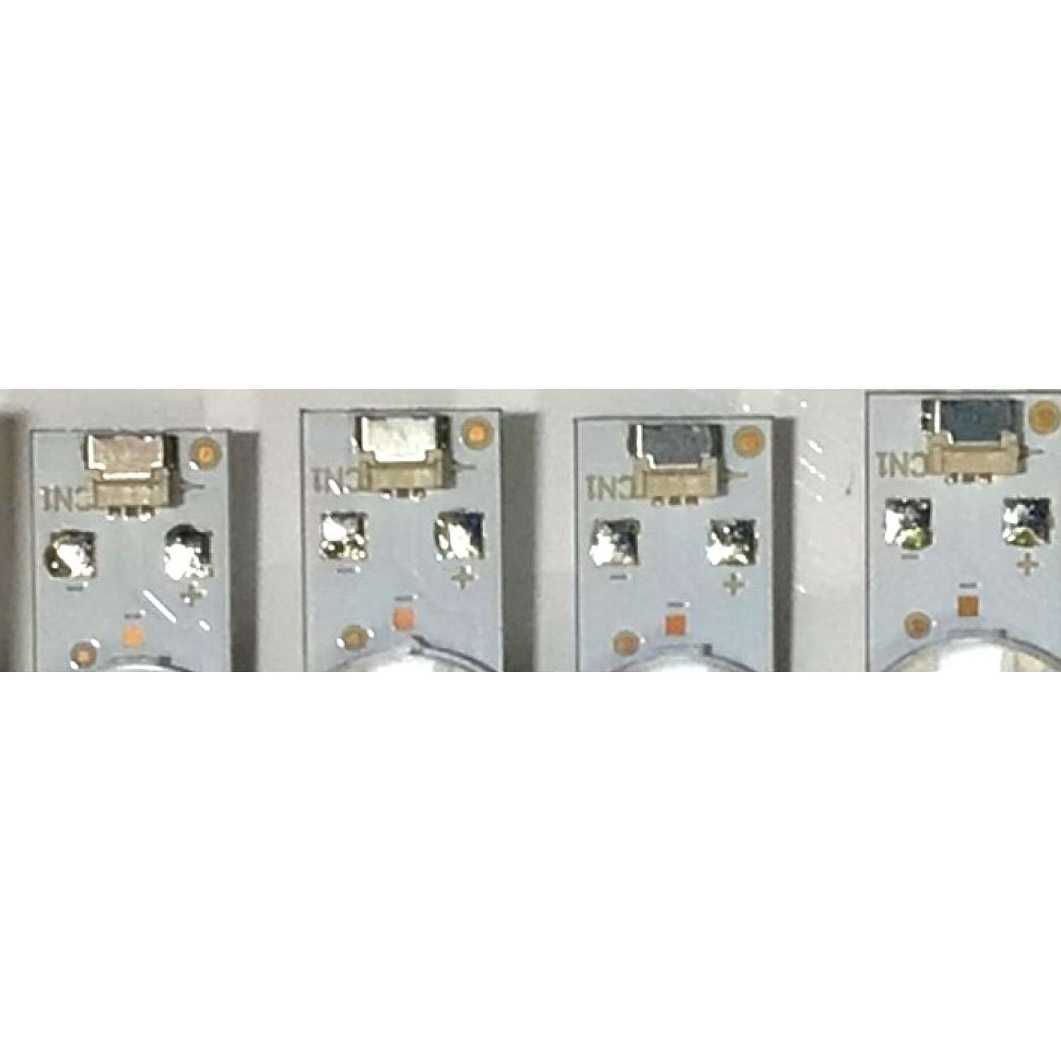 KIT DE LEDS PARA TV INSIGNIA ( 7 PZ ) / NUMERO DE PARTE LBM550M1201-TR-3 / LBM550M1201-TR-3(HF)(0) / PANEL TPT550WR-D093.L / MODELO NS-55F501NA22 / NS-55F501NA22 REV A / NS-55F501NA22 REV B - Imagen 2